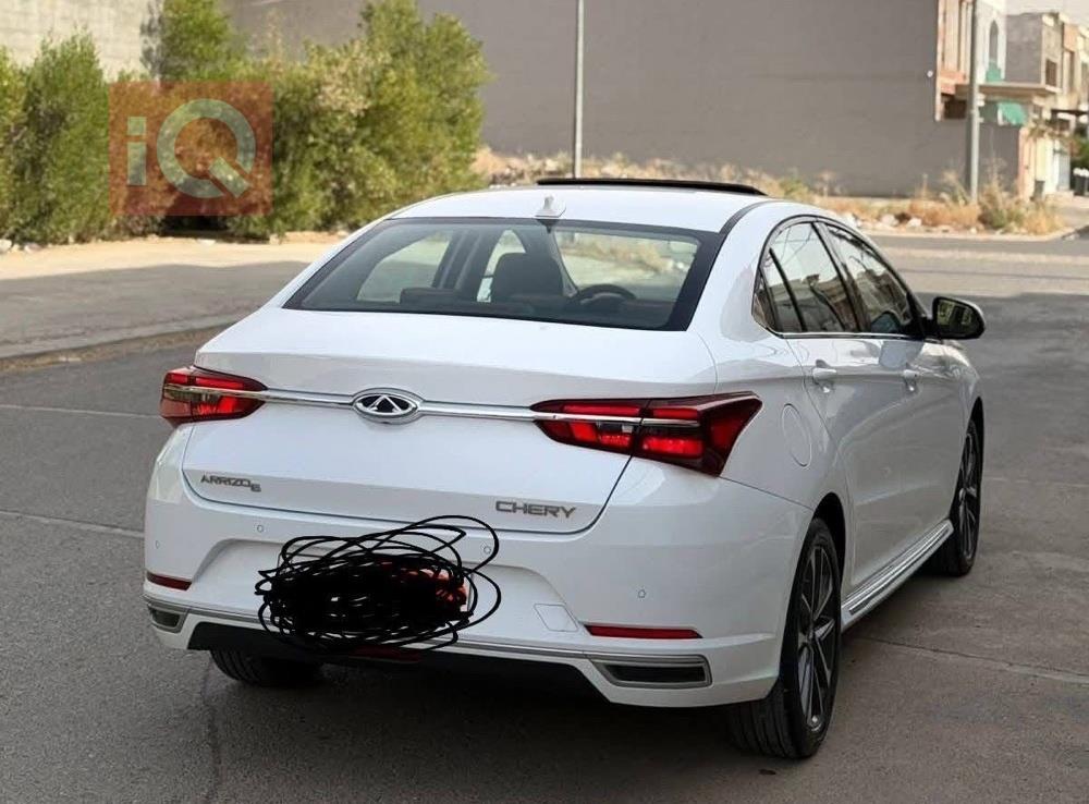 شيري أريزو 6